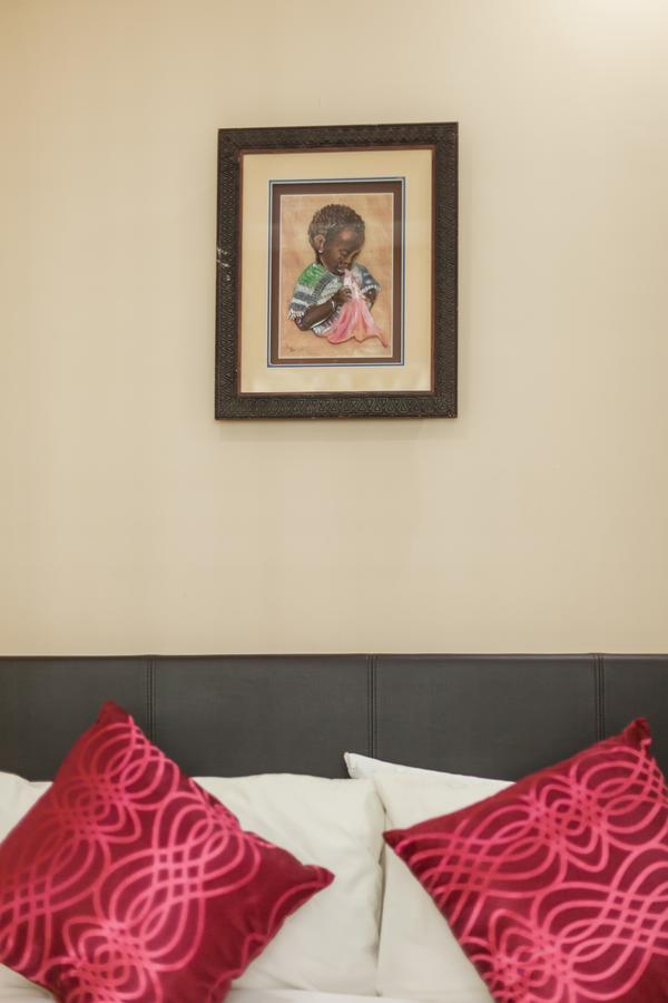 Upper Bloem Apartment *